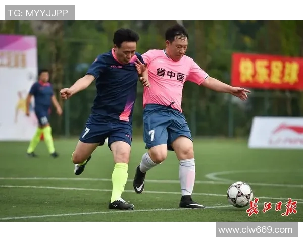 足球小子再战绿茵场勇闯新挑战少年梦与足球激情的完美融合